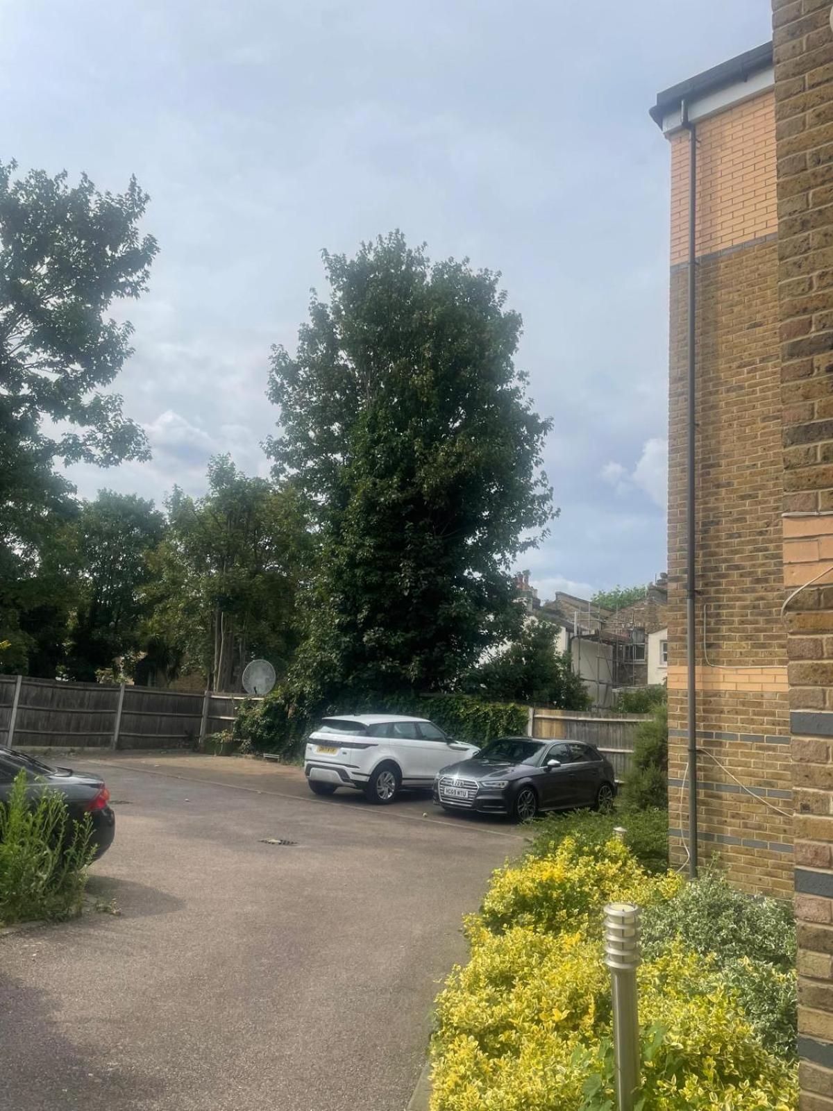 One Bedroom In A Gated Community Appartement Londres